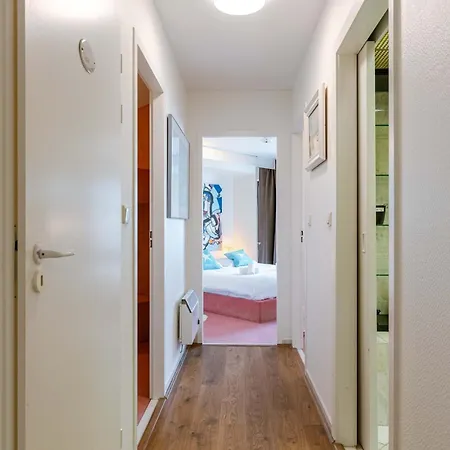Huswell - Stylish With Sea View Apartamento Ostend